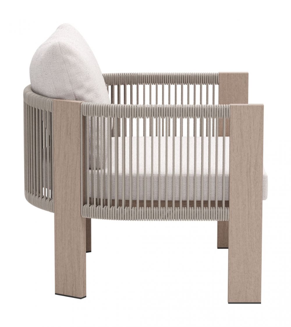 best outdoor accent chair