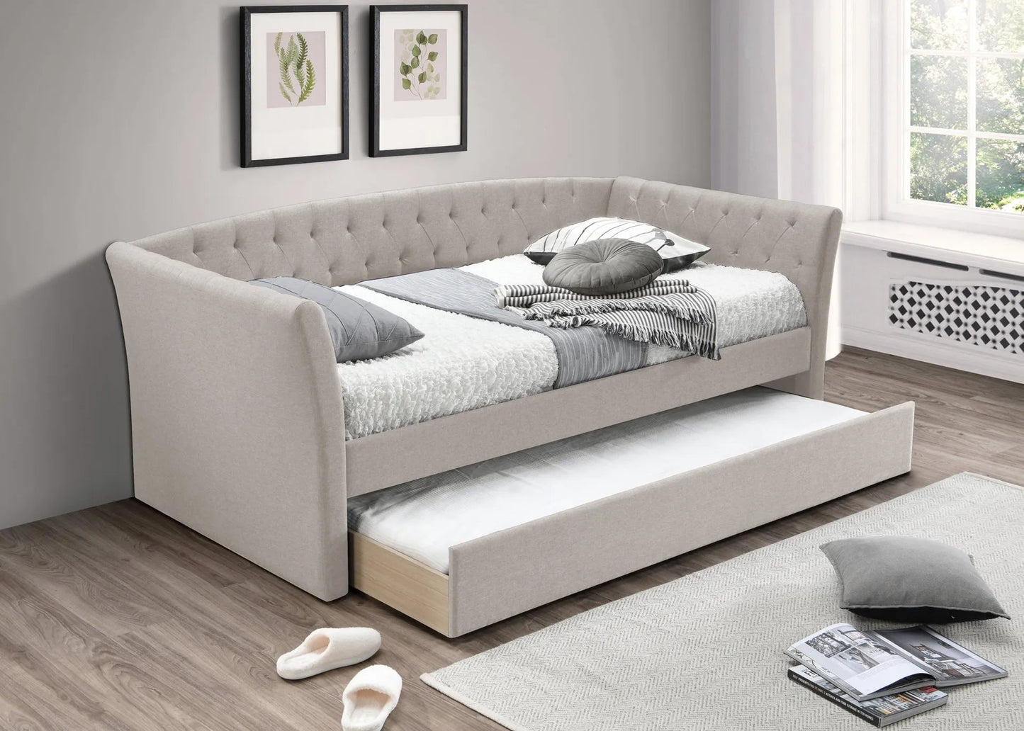 light brown fabric day bed