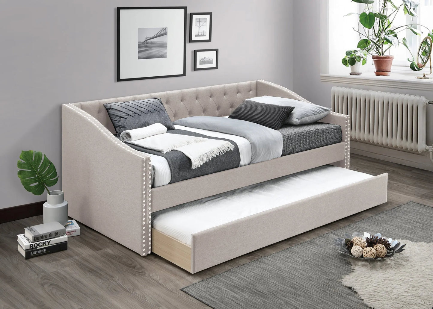 light brown fabric day bed