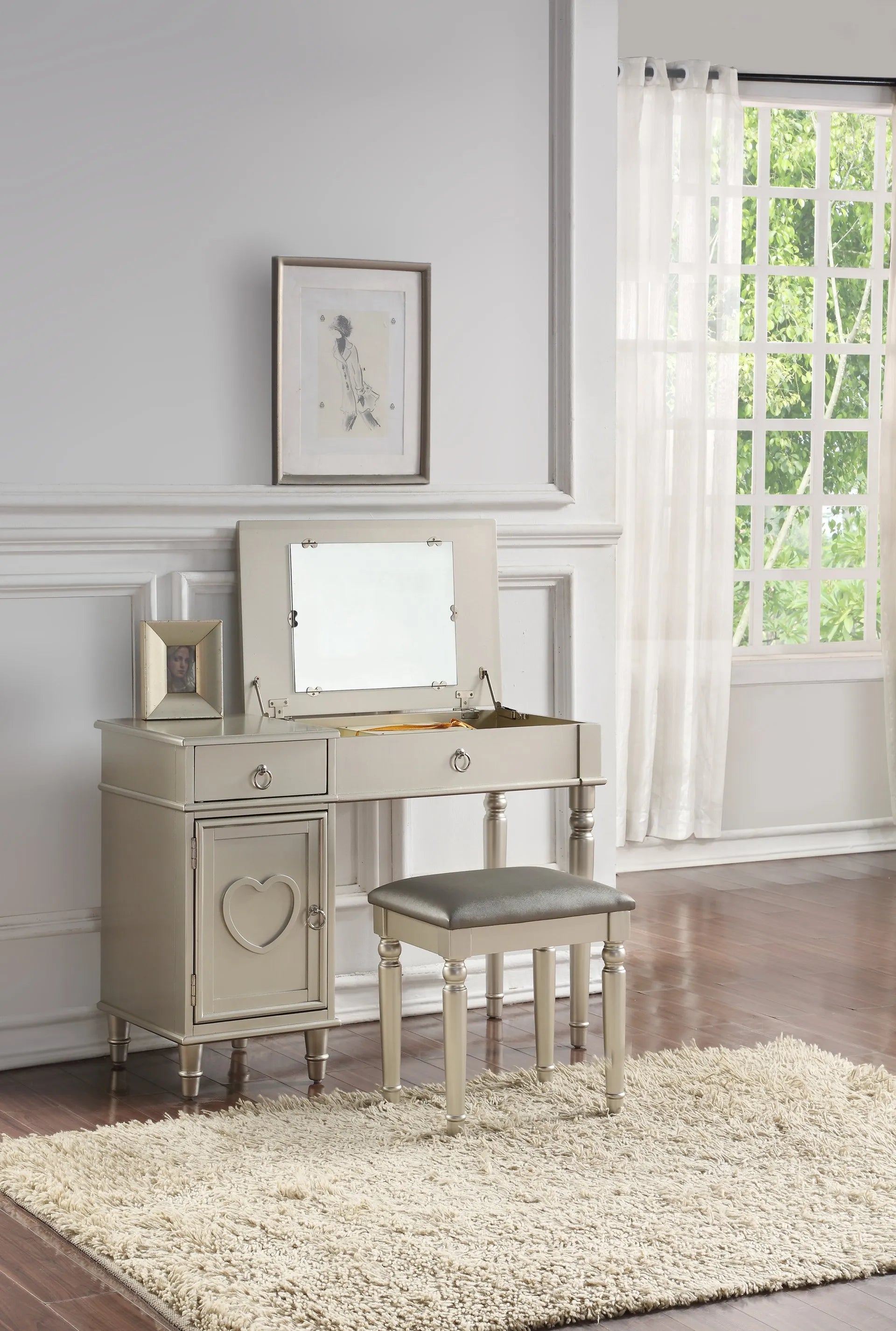 beige vanity set